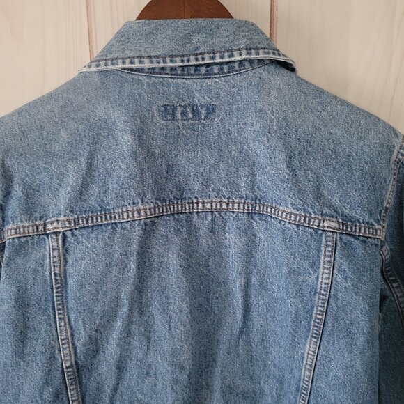 IZOD Jeans Vintage Women’s L, 100% Cotton Classic Denim Jean Jacket, Like New - Picture 6 of 10